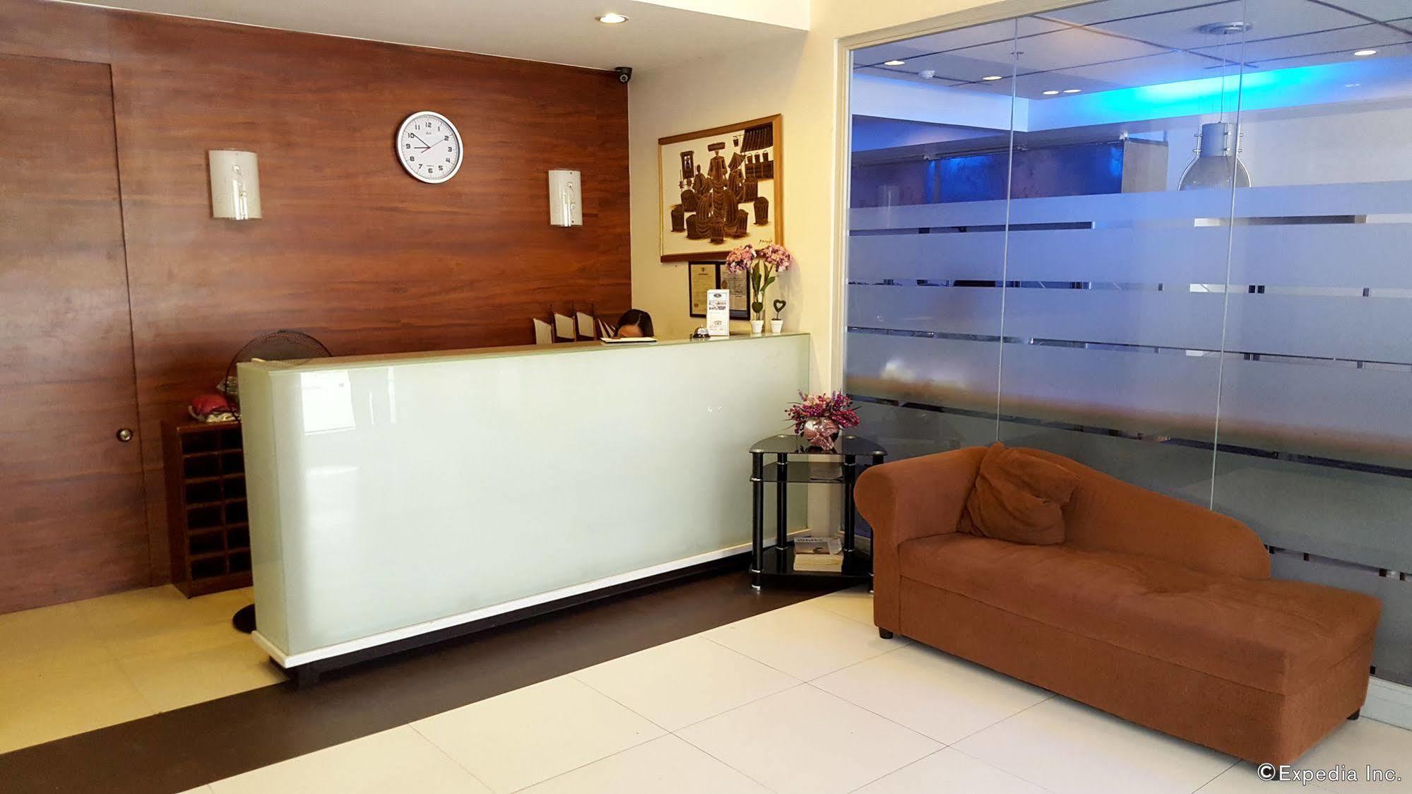 M Suites Hotel Makati City Dış mekan fotoğraf